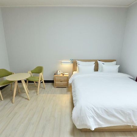 Gwangju Tourist Hotel Gwangju Metropolitan City Exteriör bild